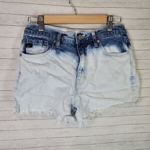 KANCAN RAW HEM TWO TONE DENIM SHORTS, SZ MEDIUM
